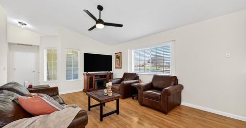 8312 Fintown Ct, Sacramento, CA 95828 Photo