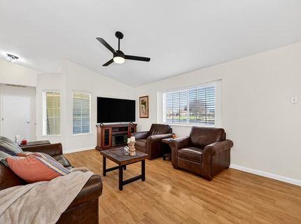 8312 Fintown Ct, Sacramento, CA 95828 Photo