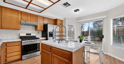 8312 Fintown Ct, Sacramento, CA 95828 Photo