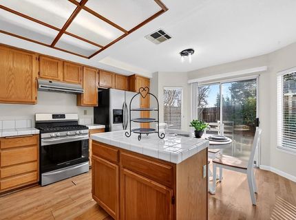 8312 Fintown Ct, Sacramento, CA 95828 Photo