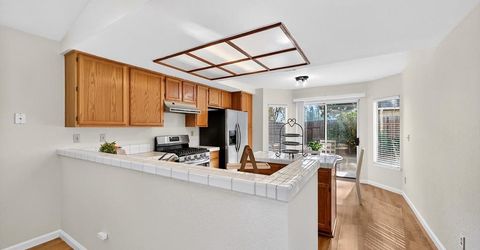 8312 Fintown Ct, Sacramento, CA 95828 Photo