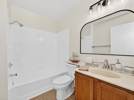8312 Fintown Ct, Sacramento, CA 95828 Photo