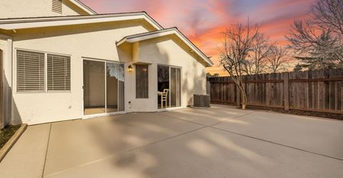 8312 Fintown Ct, Sacramento, CA 95828 Photo