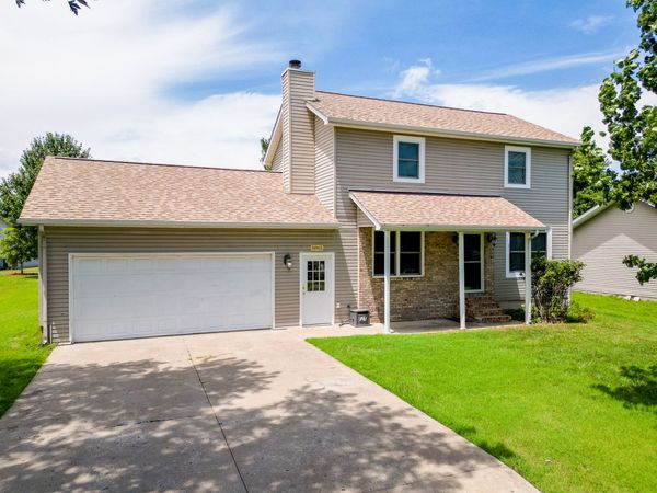 5862 Winterset Drive , Carterville, IL 62918
