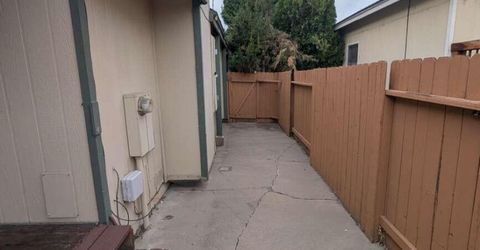 4335 Perro Lane, Reno, NV 89502 Photo