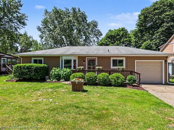 9567 Susin Lane, Springfield Twp, MI 48348