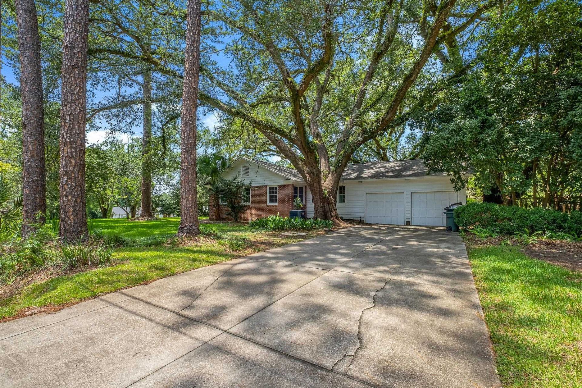 2007 Lee Avenue, Tallahassee, FL 32308 Photo