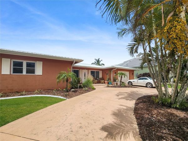 270 BELAIRE COURT , PUNTA GORDA, FL 33950