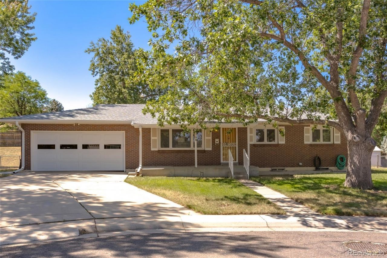 3795 S Uinta Court, Denver, CO 80237 Main Photo