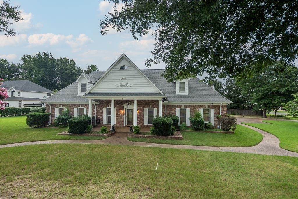 4128 PINE HILL CV N Lakeland, TN 38002