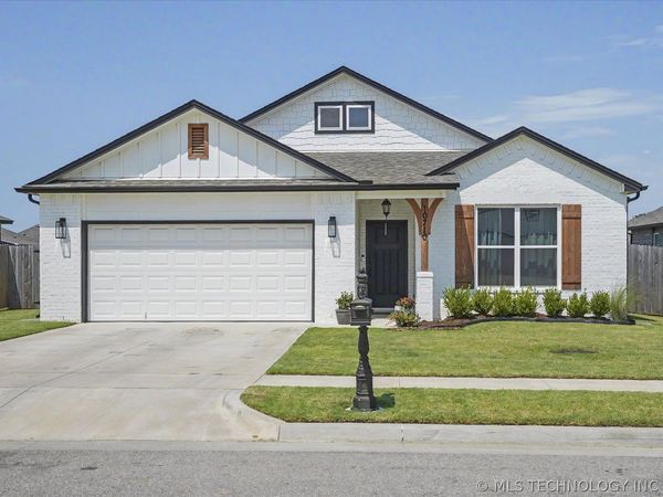 10710 N 121 East Avenue, Owasso, OK 74055