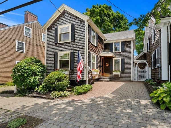 61 Marlboro Street, Newburyport, MA 01950
