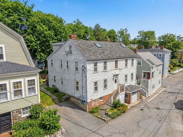 4 Orne St., Unit 2, Marblehead, MA 01945