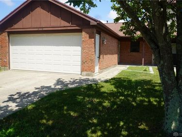 3118 S Cymar Drive, Beavercreek, OH 45434