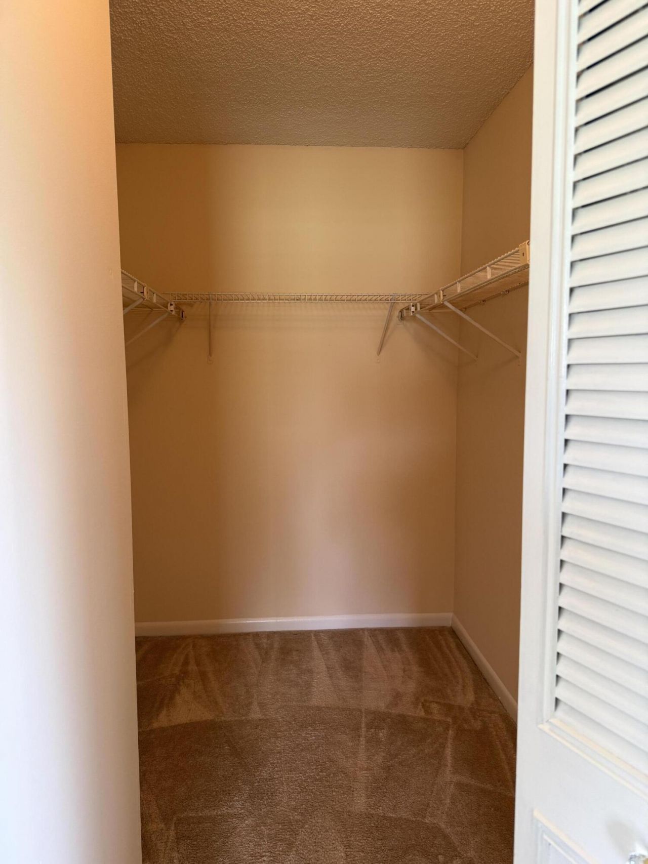 718 Sunny Pine Way, Unit B1, Greenacres, FL 33415 Photo