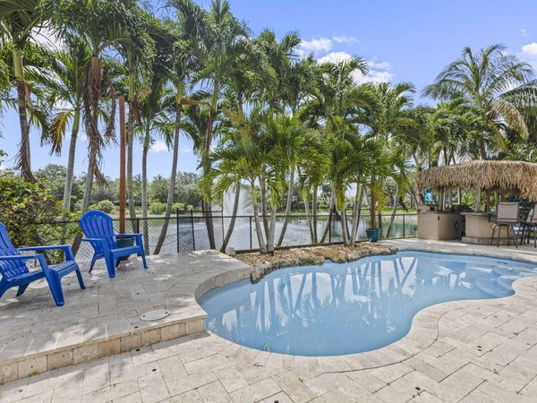 455 Cresta Circle, West Palm Beach, FL 33413