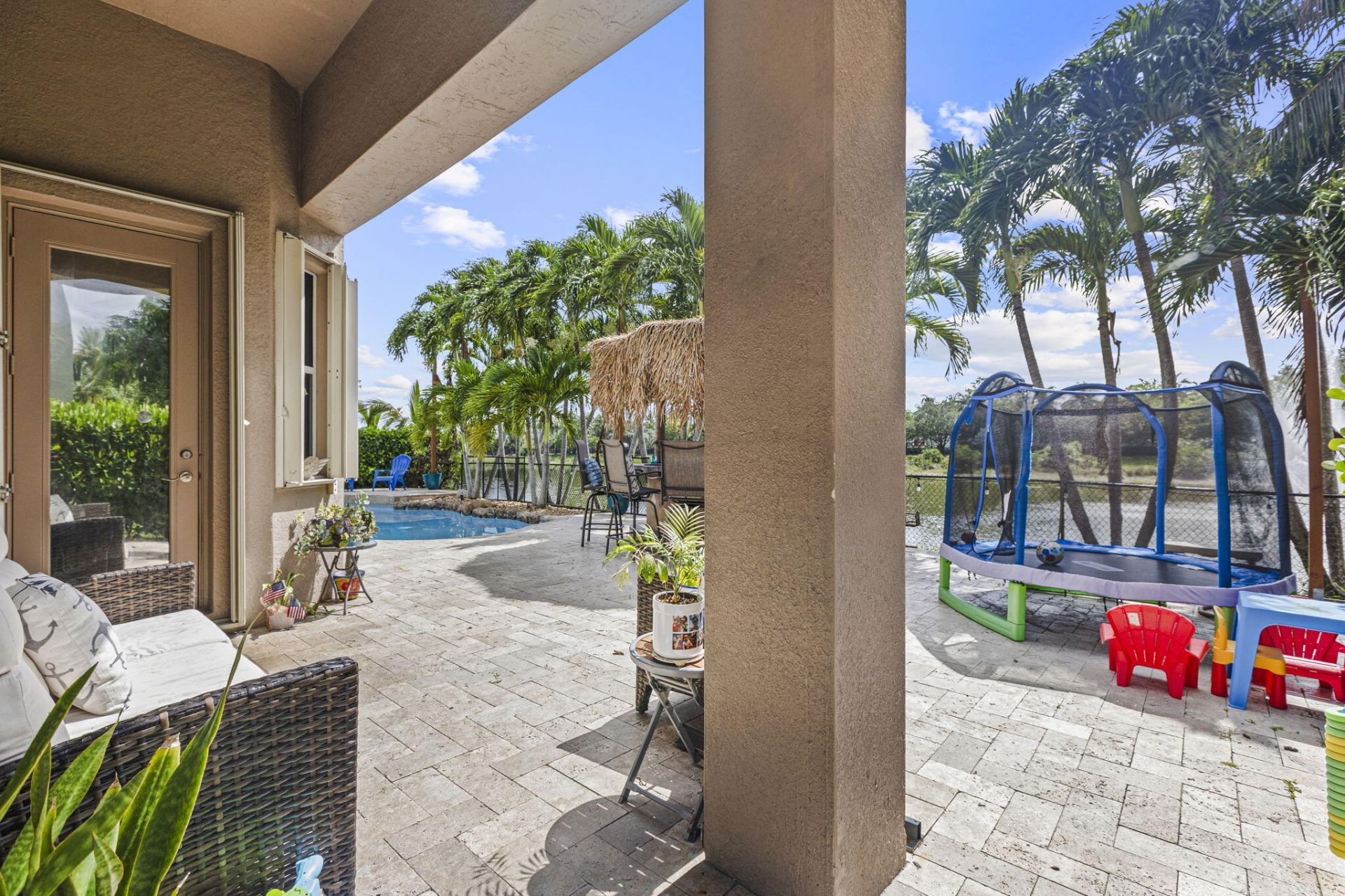 455 Cresta Circle, West Palm Beach, FL 33413 Photo