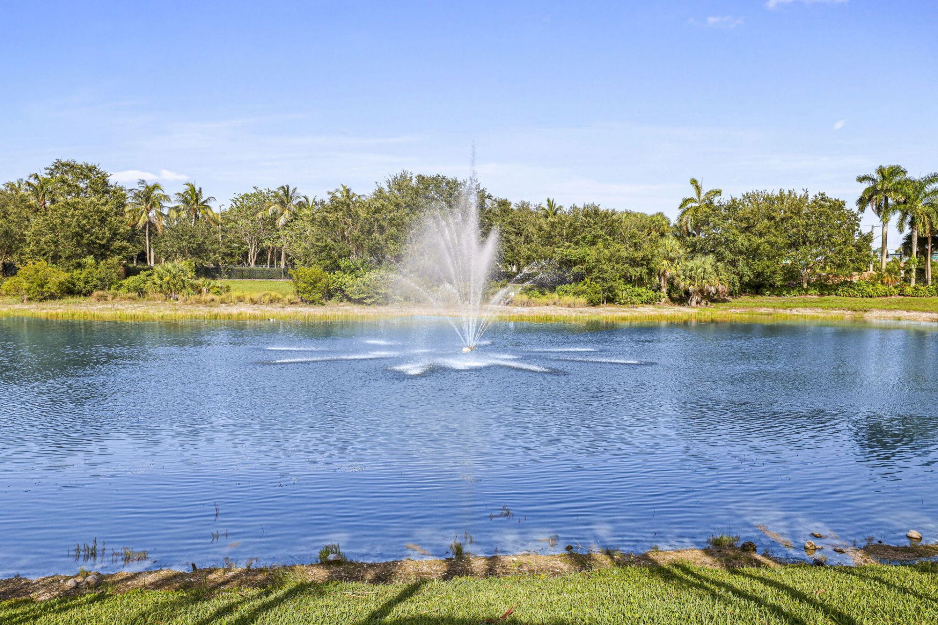 455 Cresta Circle, West Palm Beach, FL 33413 Photo