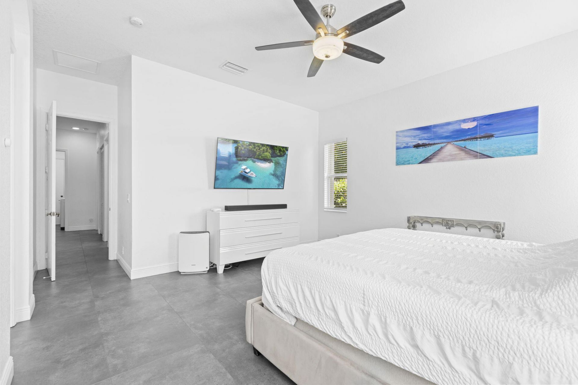 455 Cresta Circle, West Palm Beach, FL 33413 Photo