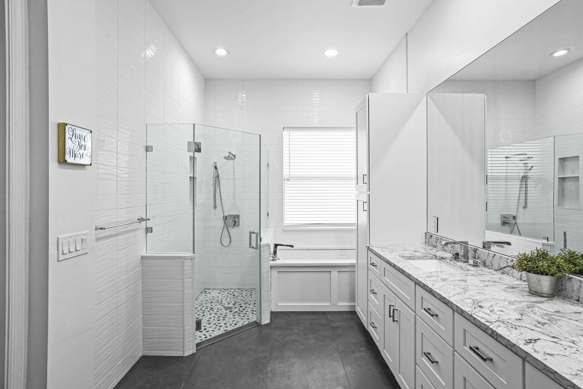 455 Cresta Circle, West Palm Beach, FL 33413 Photo