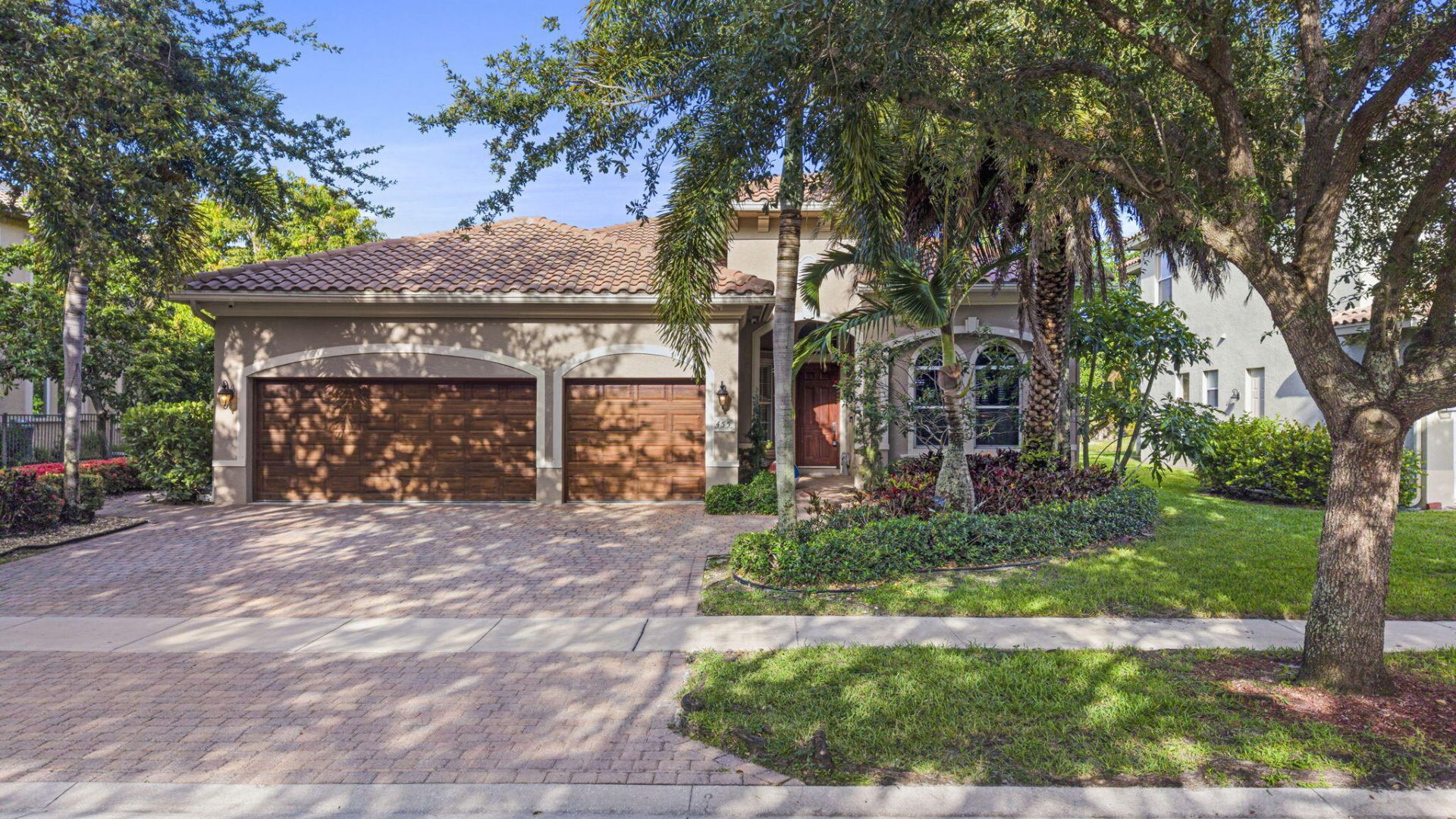 455 Cresta Circle, West Palm Beach, FL 33413 Photo