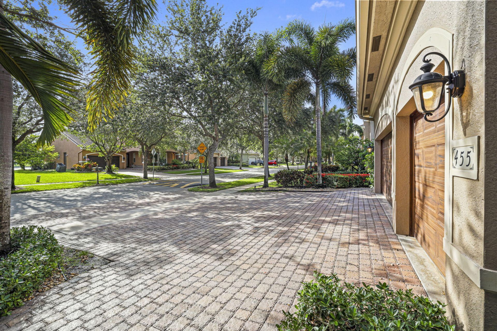 455 Cresta Circle, West Palm Beach, FL 33413 Photo