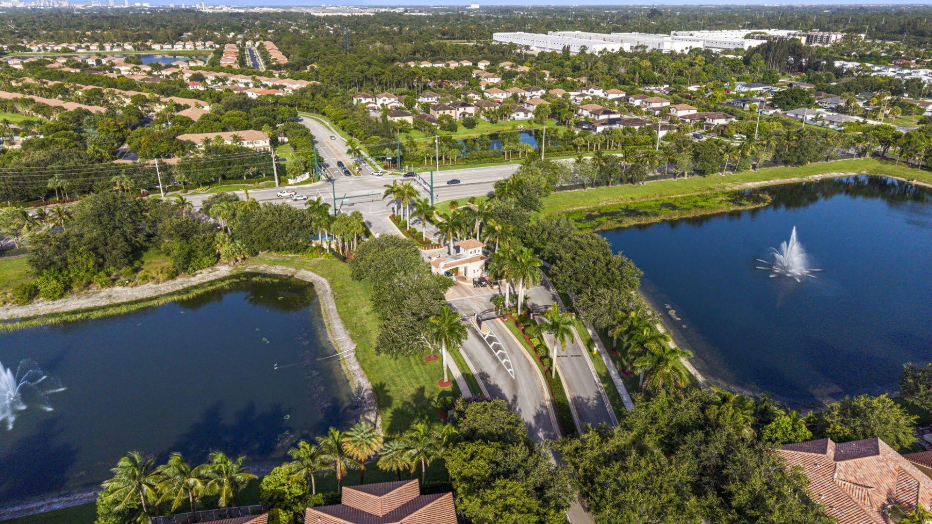 455 Cresta Circle, West Palm Beach, FL 33413 Photo