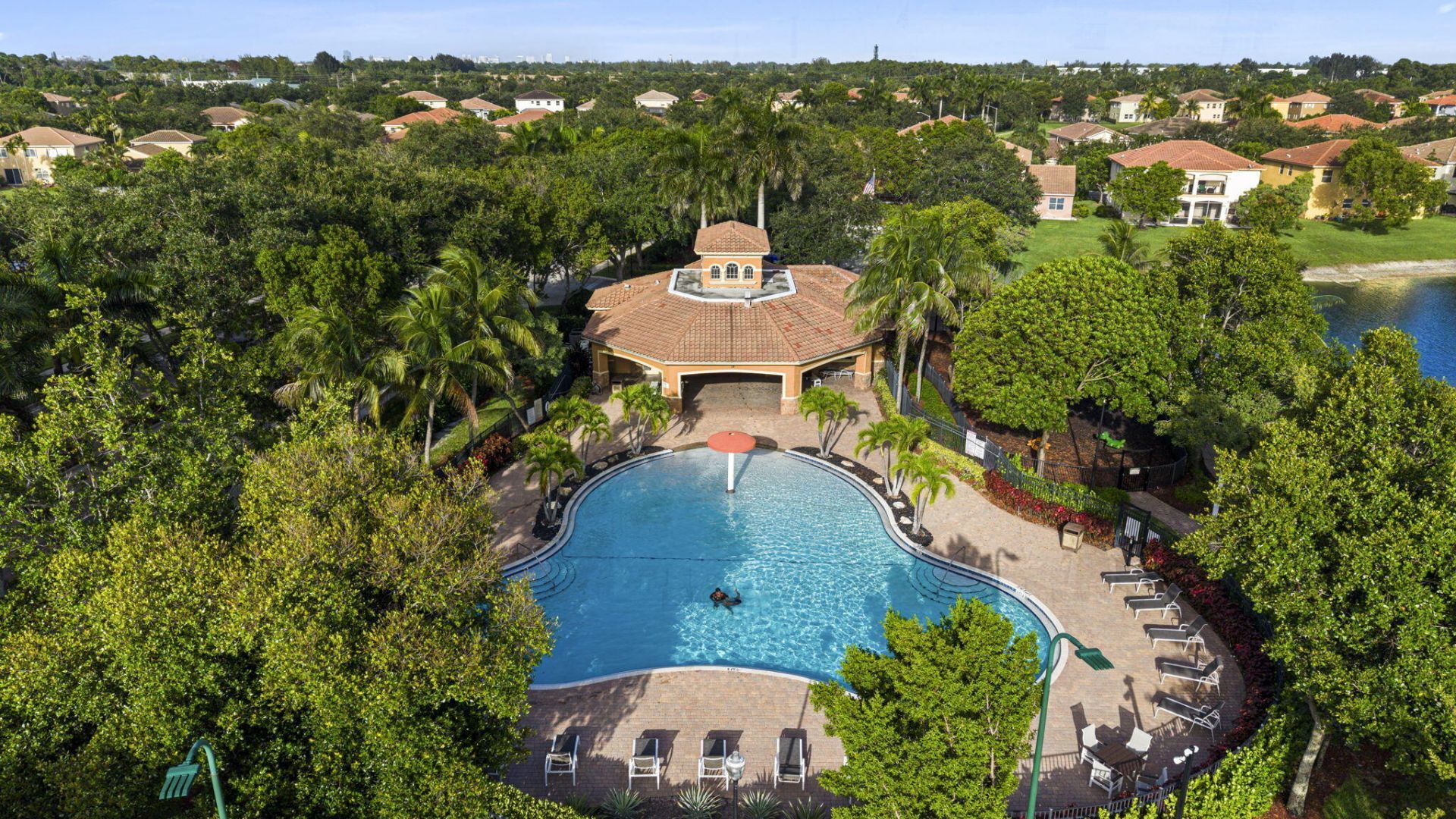 455 Cresta Circle, West Palm Beach, FL 33413 Photo