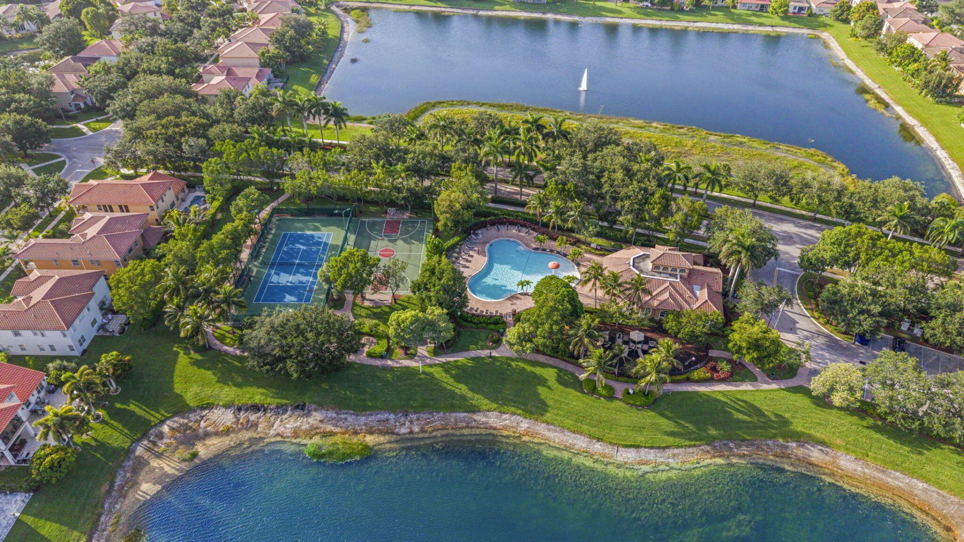 455 Cresta Circle, West Palm Beach, FL 33413 Photo