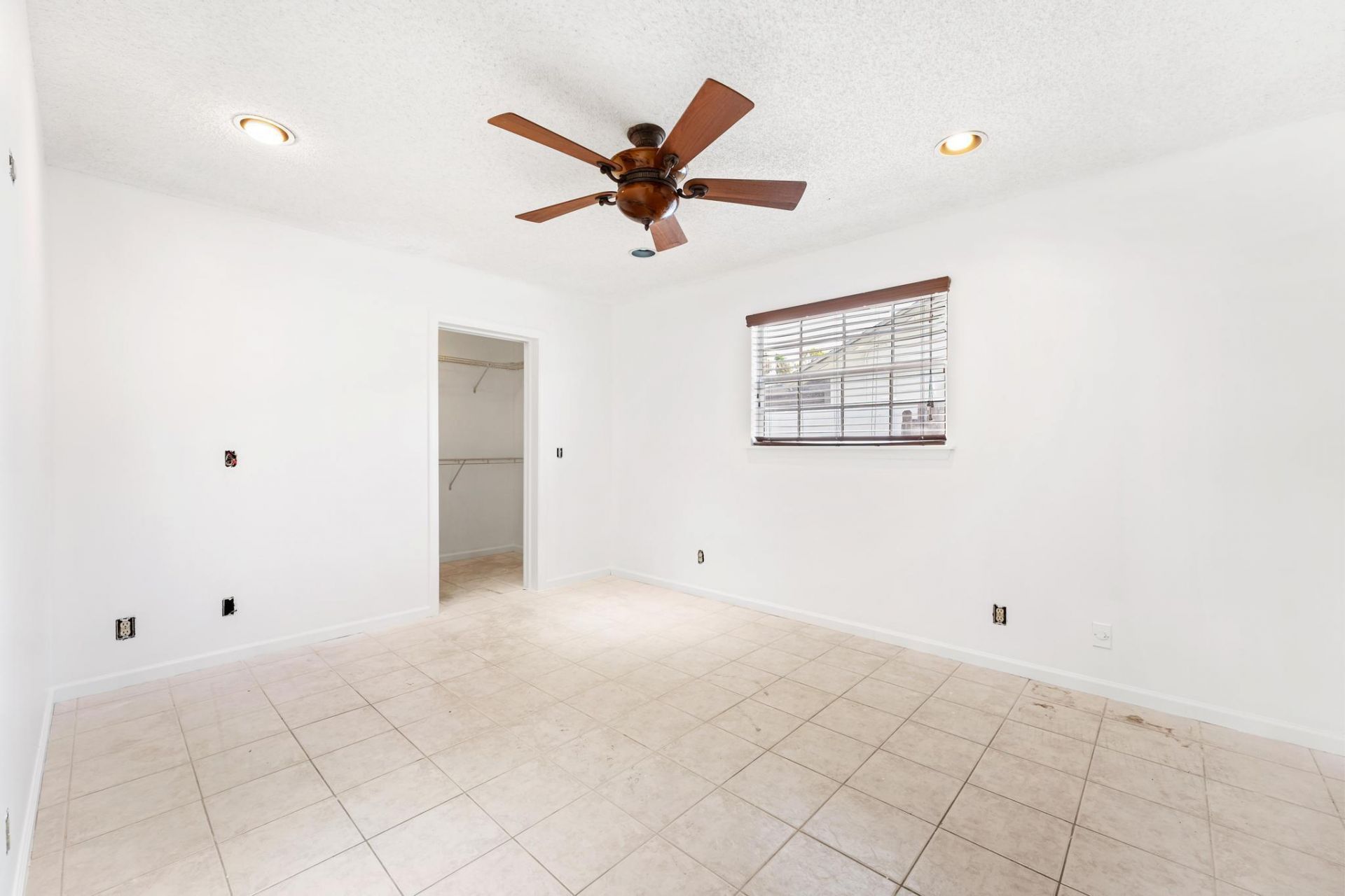 5016 El Claro Circle, West Palm Beach, FL 33415 Photo