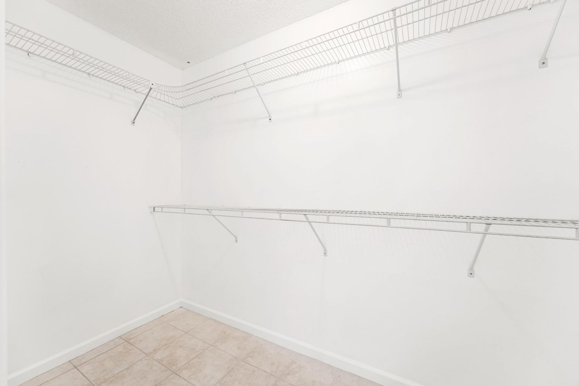 5016 El Claro Circle, West Palm Beach, FL 33415 Photo