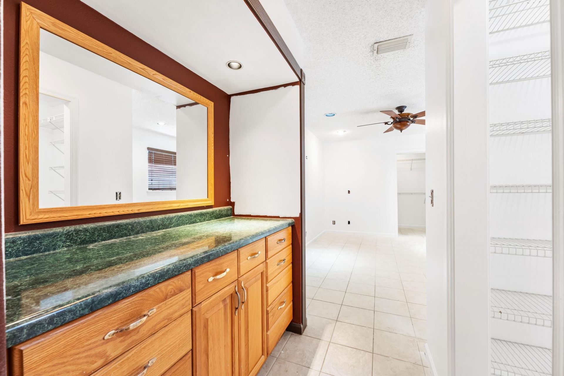 5016 El Claro Circle, West Palm Beach, FL 33415 Photo