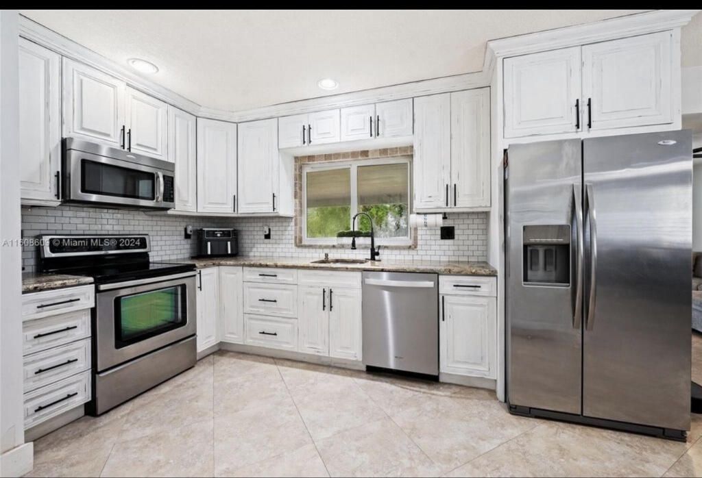2510 NW 110th Terrace, Sunrise, FL 33322 Photo