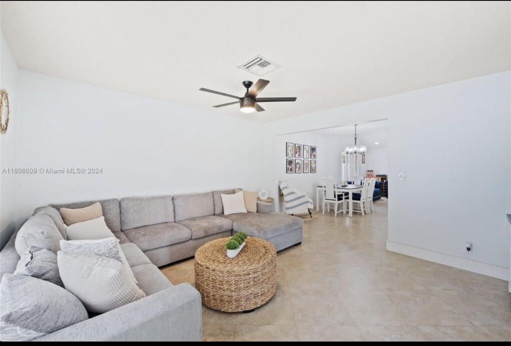 2510 NW 110th Terrace, Sunrise, FL 33322 Photo