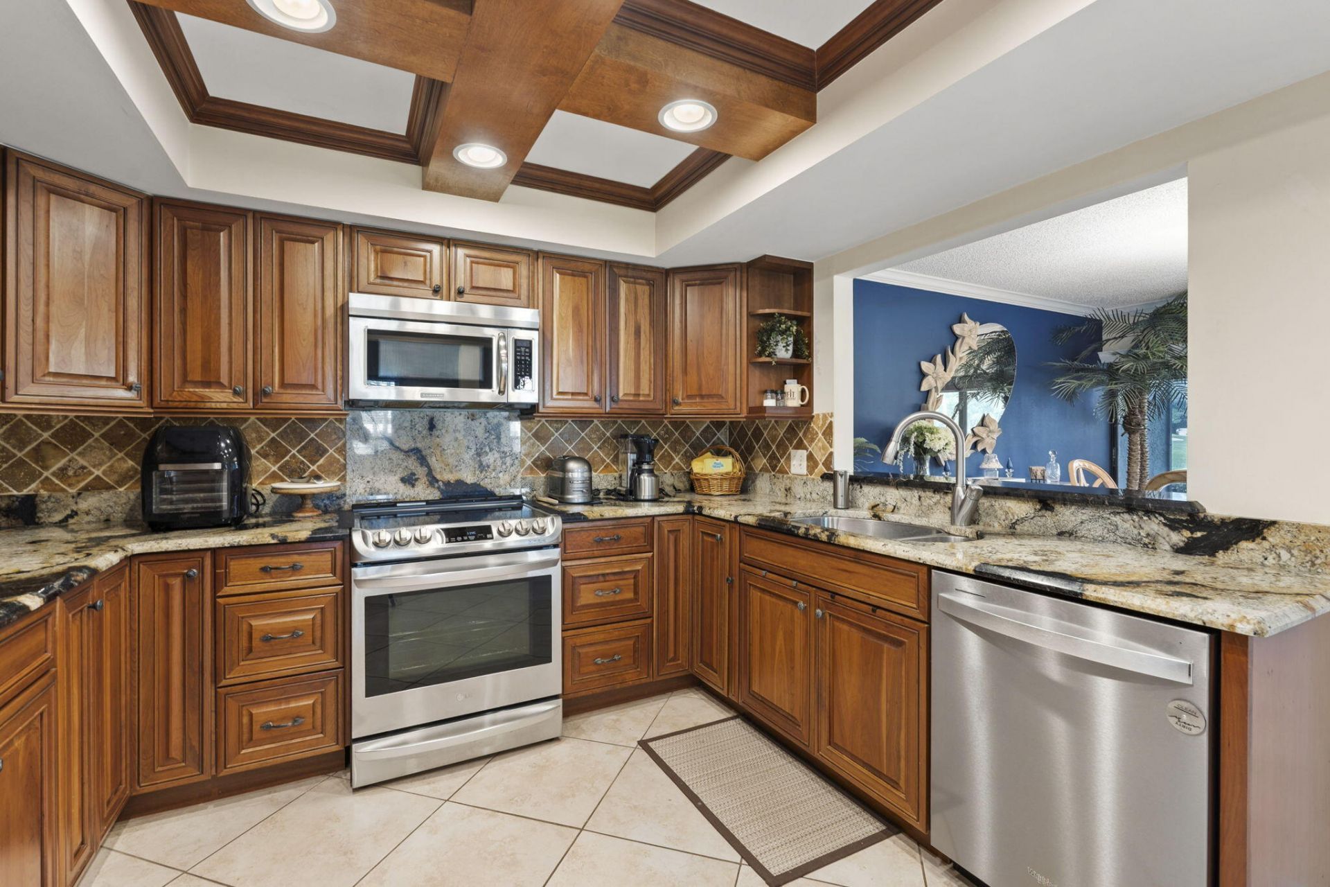 9450 Meadowood Drive, Unit 101, Fort Pierce, FL 34951 Photo