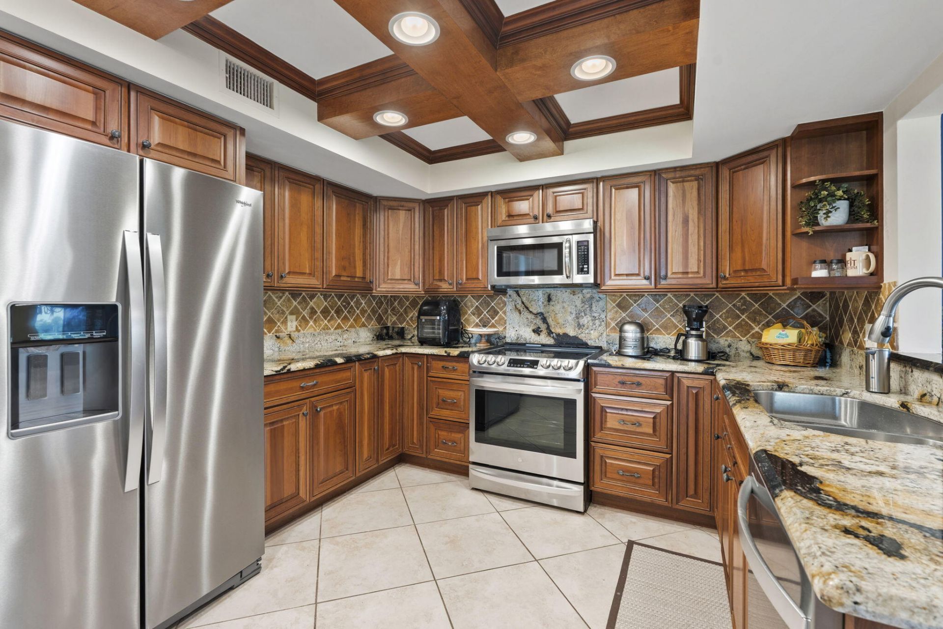 9450 Meadowood Drive, Unit 101, Fort Pierce, FL 34951 Photo