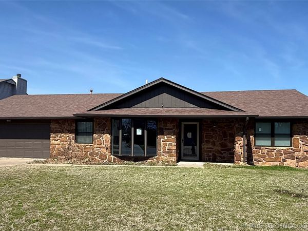 432 Chisholm Circle, Bartlesville, OK 74006