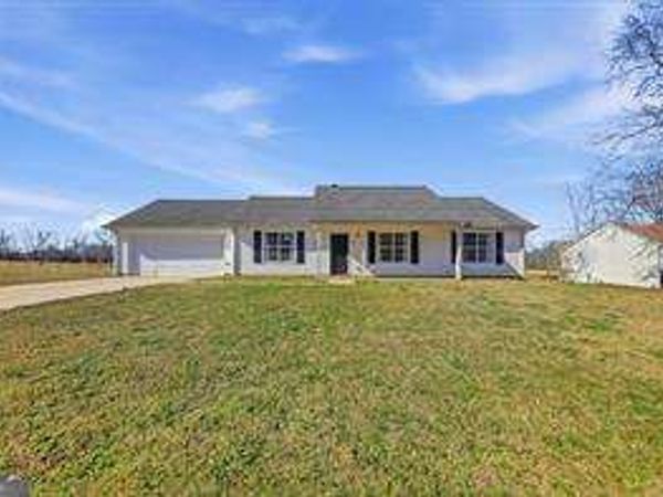 133 Carols Lane, Locust Grove, GA 30248