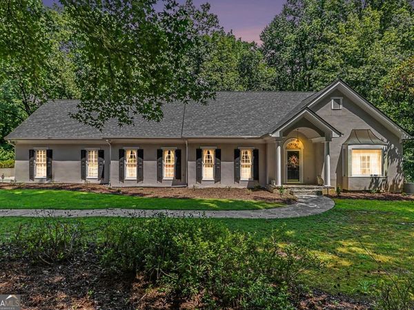 3040 Spalding Drive, Atlanta, GA 30350