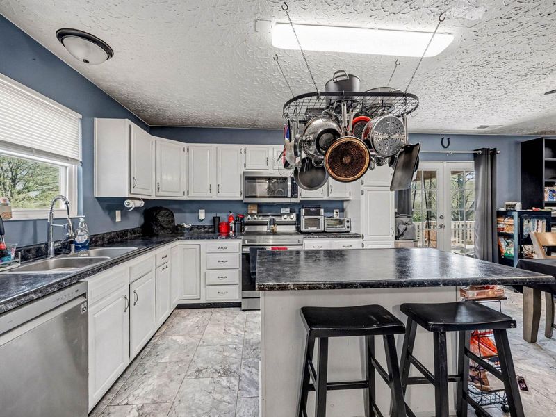 2803 Presidential Drive, Hebron, KY 41048 Photo 10