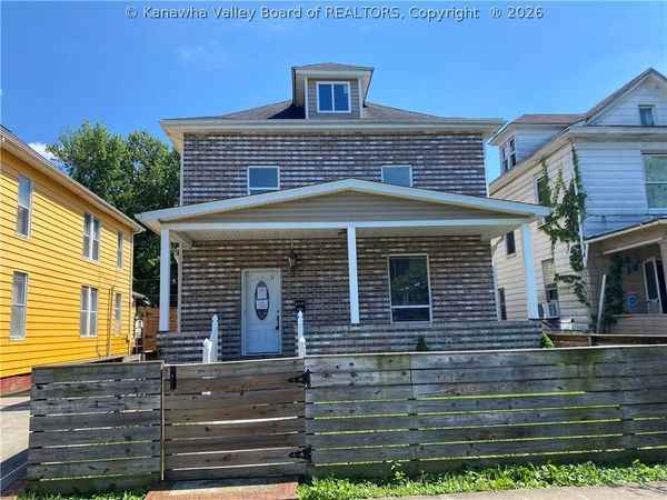 1945 10th Avenue, Huntington, WV 25701