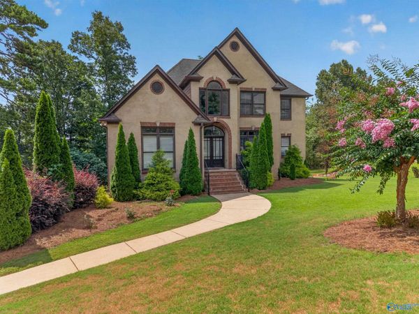 8505 Highlands Drive, Trussville, AL 35173