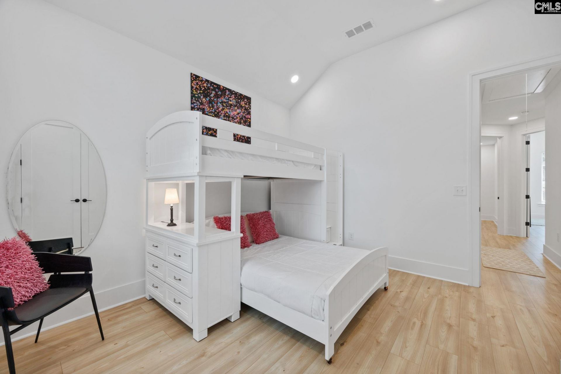 1075 Retreat Way  Photo 36