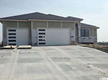16127 Belling Street, Bennington, NE 68007