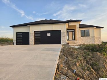16127 Belling Street, Bennington, NE 68007