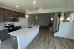 440 Trotters Lane photo 4
