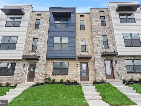 560 UNION STREET, FREDERICK, MD 21701