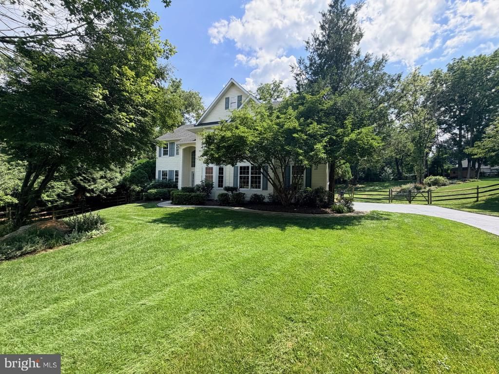 3 HOLLAND COURT , AVONDALE, PA 19311