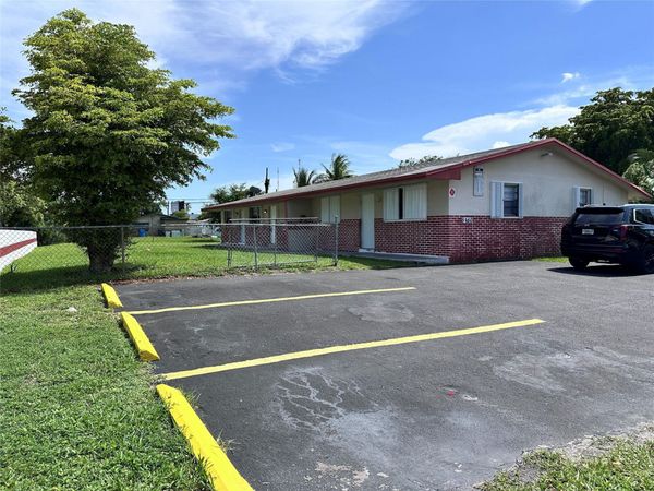 5650 SW 26th Street, Unit 2, West Park, FL 33023
