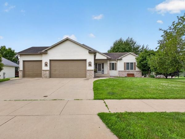 1002 John & Mary Drive SE, Chatfield, MN 55923